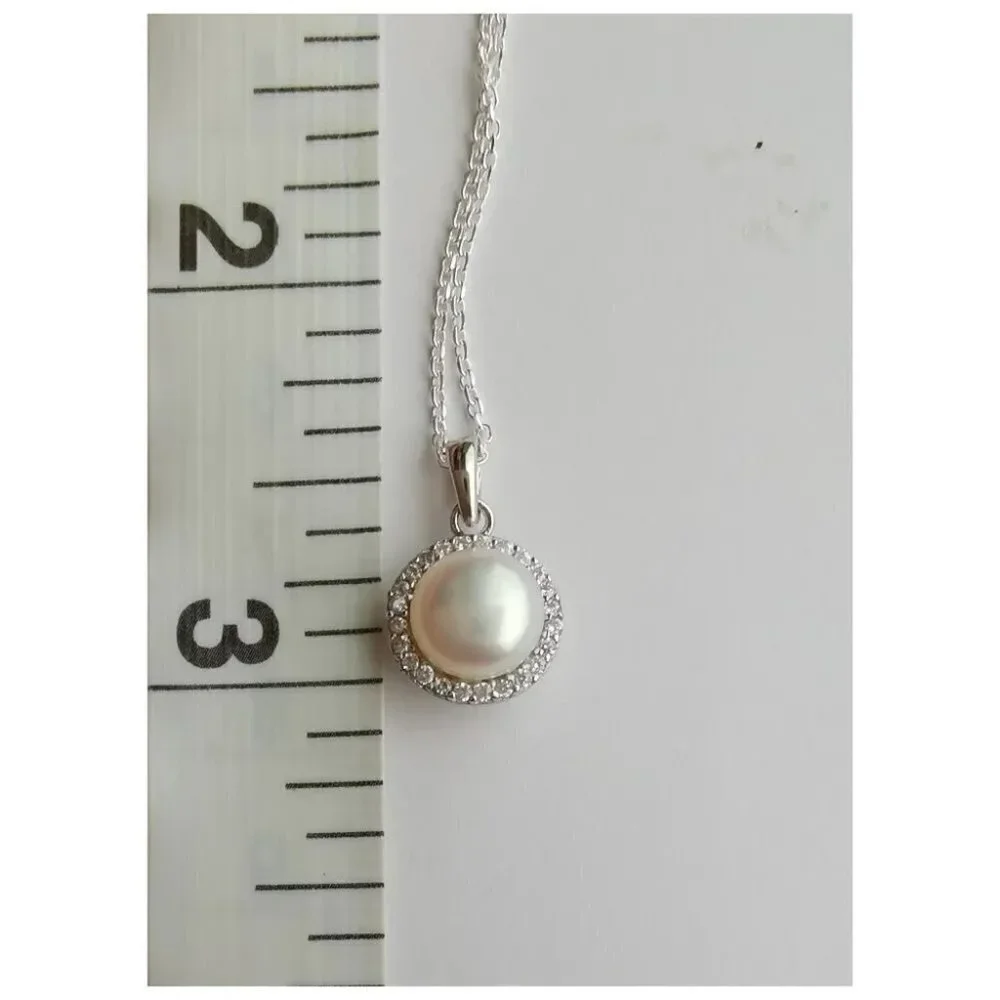White cultured pearl pendant necklace with cz halo NEW - Picture 3 of 5